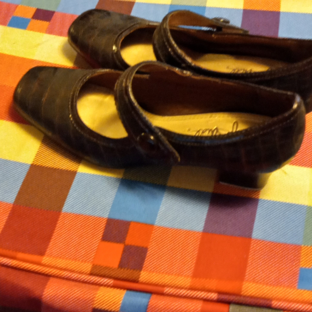 Shoes